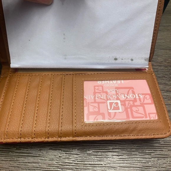 Wallet wristlet red Stone Mountain - Picture 7 of 8